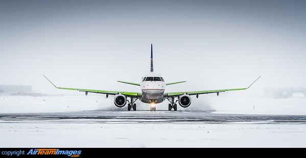 Embraer ERJ-175LR Embraer ERJ-175LR