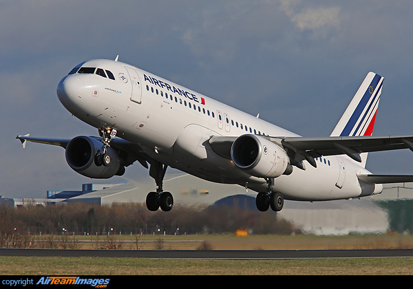 Airbus A320-214 Airbus A320-214