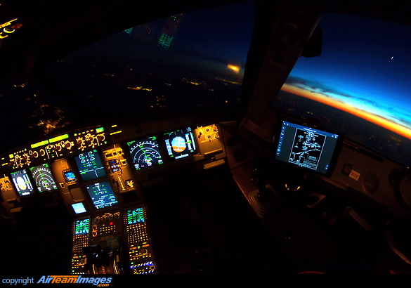 Left turn after departure from Paris after sunset Airbus A320-200