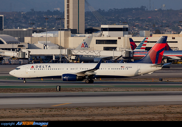 Boeing 737-932/ER Boeing 737-932/ER