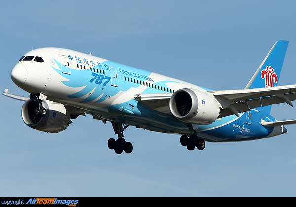 Boeing 787-8 Dreamliner Boeing 787-8 Dreamliner