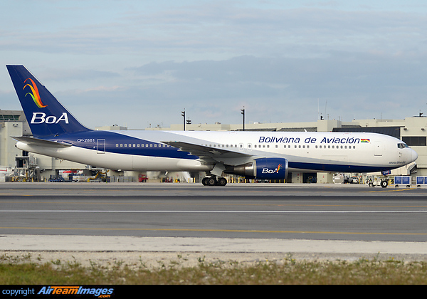 Boeing 767-33A/ER Boeing 767-33A/ER