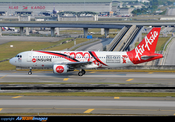 Airbus A320-216 Airbus A320-216