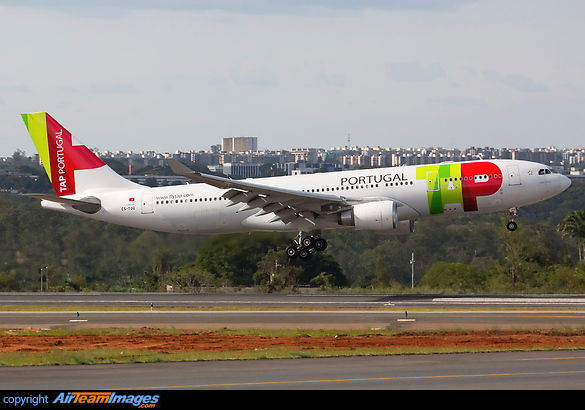 Airbus A330-203 Airbus A330-203