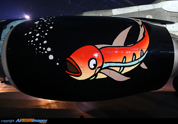 Brussels, 16 March 2015 - Today Brussels Airlines & Moulinsart unveiled someting never seen before: An Airbus A320 with a livery inspired by the Belgian cartoon character Tintin. Both Belgian companies have worked several months on this unique project, based on the original drawings by the hand of Herg.
The result is a 37m long black shark, based on Professor Calculu's shark submarine from the Tintin adventure, Red Rackham's treasure. The aircraft was baptized "Rackham". On the fuselage we read:"We fly you to the home of Tintin"
For the painting of the aircraft, Brussels Airlines worked with aircraft paint artist Andre Eisele. The entire paint job took 1500 man hours in total, 360 liters of paint, 10 days, 22 painters per day and 5 km of tape. Airbus A320-214