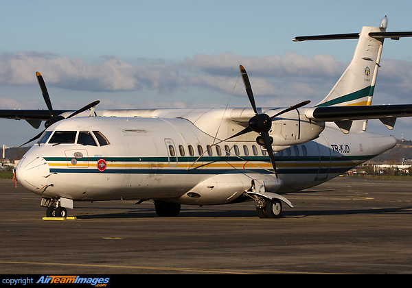 ATR 42-320 ATR 42-320