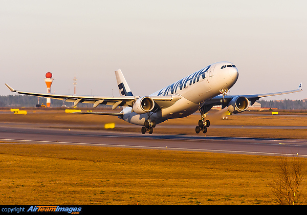 Airbus A330-302 Airbus A330-302