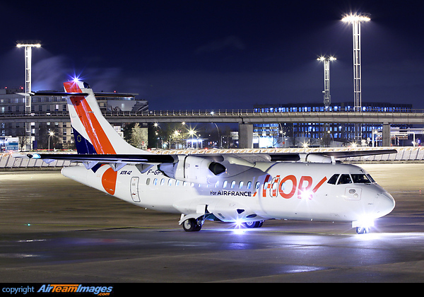 Night departure for Nantes, lights on, taxi is about to begin ATR 42-500