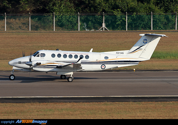 Raytheon King Air 350 Raytheon King Air 350