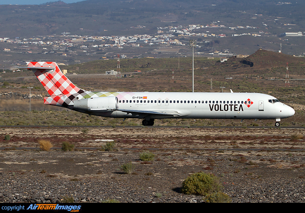 Boeing 717-2BL Boeing 717-2BL