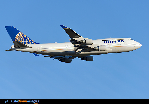 Boeing 747-422 Boeing 747-422