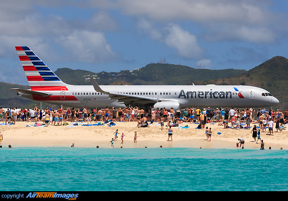 Boeing 757-223 Boeing 757-223