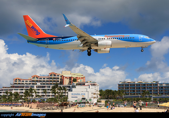 Boeing 737-8K5 Boeing 737-8K5