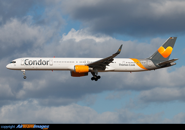 Boeing 757-330 Boeing 757-330