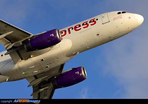 Airbus A320-232 Airbus A320-232