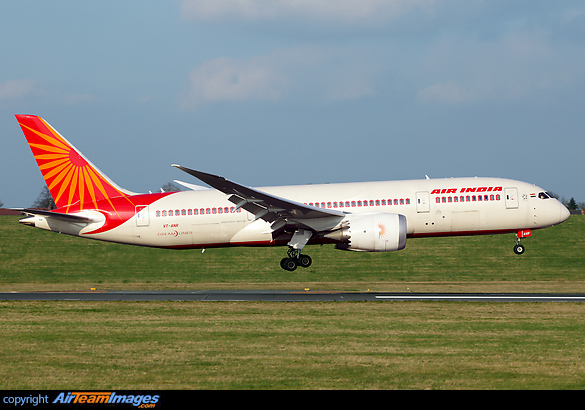 Boeing 787-8 Dreamliner Boeing 787-8 Dreamliner