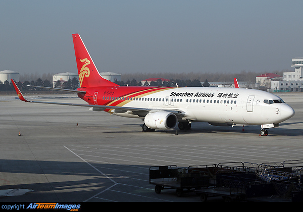 Boeing 737-87L Boeing 737-87L