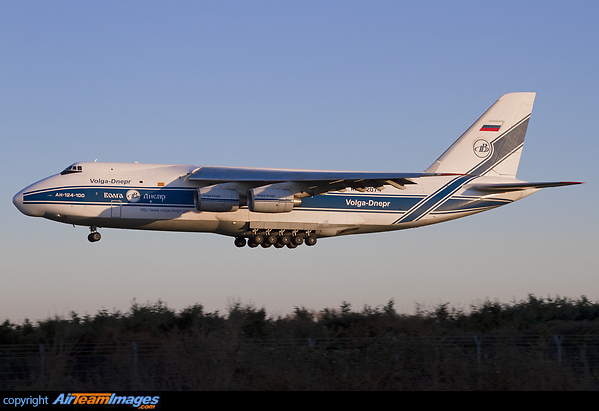 Antonov An-124-100 Ruslan Antonov An-124-100 Ruslan