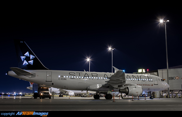 Airbus A320-211 Airbus A320-211