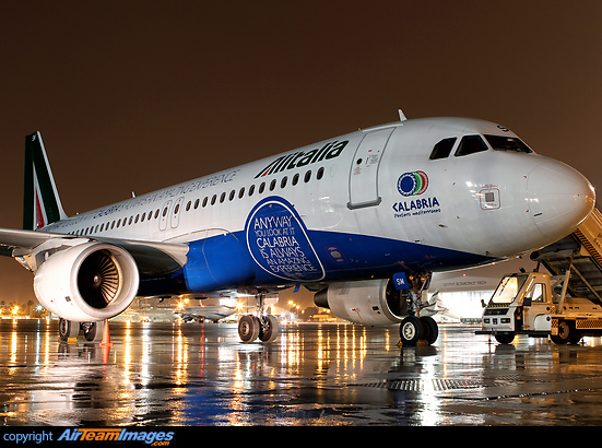 special "Calabria" colours Airbus A320-216
