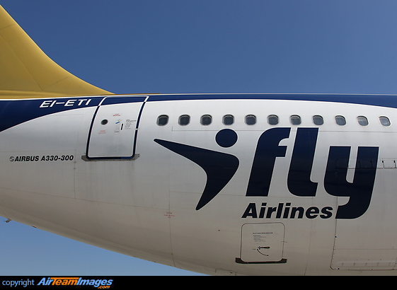 Airbus A330-322 Airbus A330-322