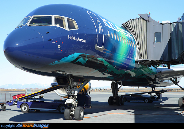 Boeing 757-256 Boeing 757-256