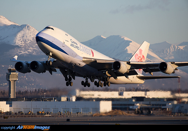 Boeing 747-409F(SCD) Boeing 747-409F(SCD)