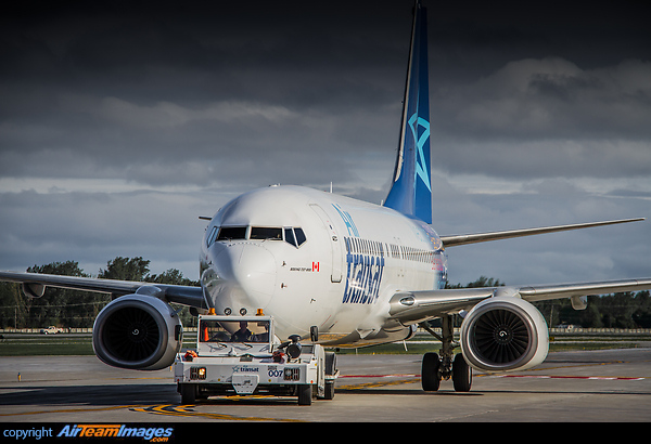 Boeing 737-8Q8 Boeing 737-8Q8