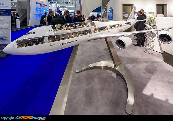 Lufthansa Technik Boeing Business Jet 747 VIP