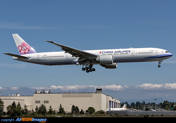 China Airlines Boeing 777-300 - cn 43980 / ln 1307 B-18022 first flight at KPAE 5/27/15. Boeing 777-309/ER