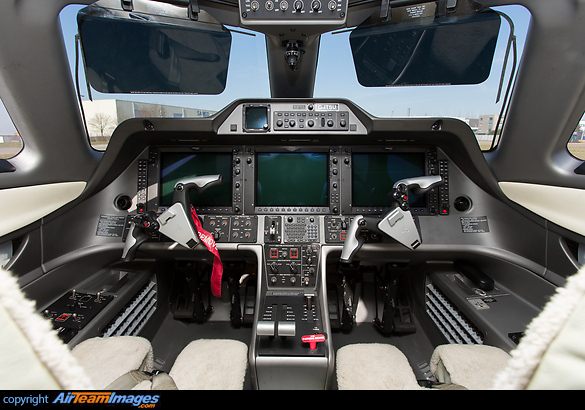 Embraer EMB-500 Phenom 100 Embraer EMB-500 Phenom 100