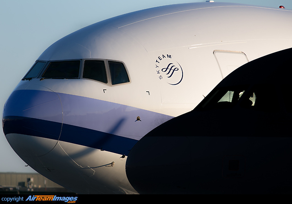 Boeing 777-309/ER Boeing 777-309/ER