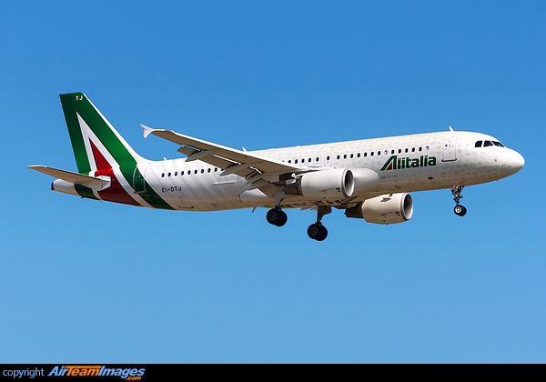 Alitalia in a new color scheme with this A320 covering the signatures of many employees. Airbus A320-216