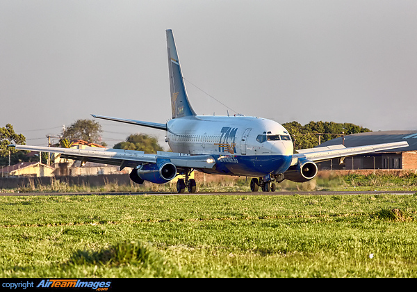 Boeing 737-230/Adv Boeing 737-230/Adv