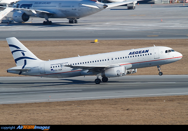 Airbus A320-232 Airbus A320-232