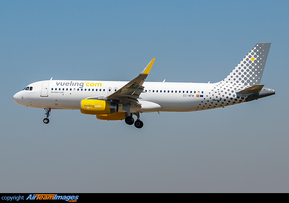 Airbus A320-232 Airbus A320-232