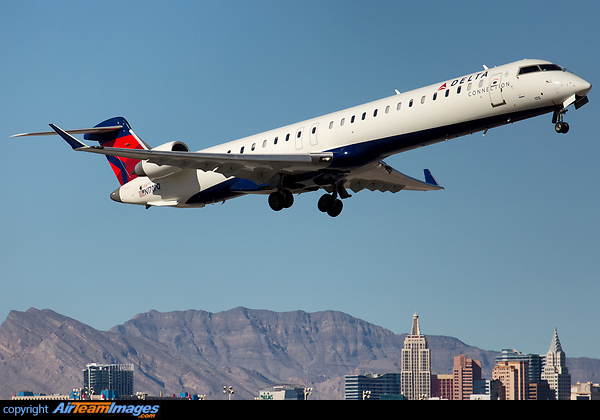 Bombardier CRJ-900