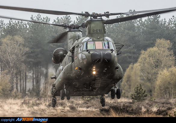 Boeing CH-47D Chinook Boeing CH-47D Chinook