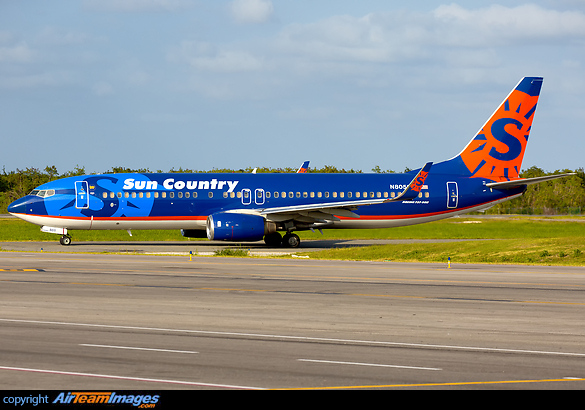 Boeing 737-8Q8 Boeing 737-8Q8