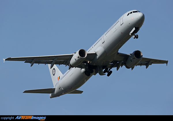 Airbus A321-231 Airbus A321-231