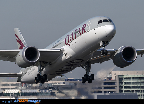 Boeing 787-8 Dreamliner Boeing 787-8 Dreamliner