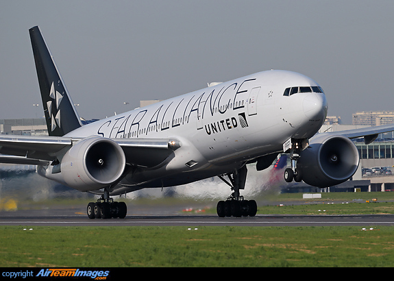 Boeing 777-224/ER Boeing 777-224/ER