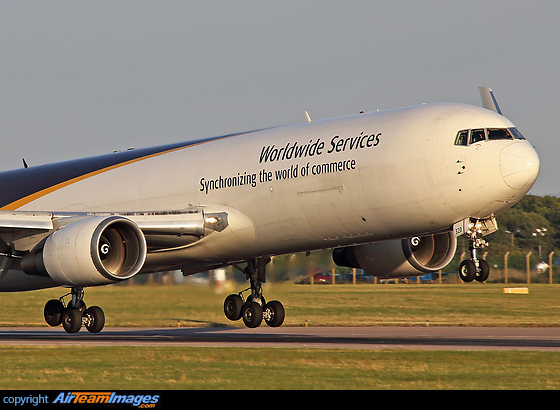 Boeing 767-34AF/ER Boeing 767-34AF/ER