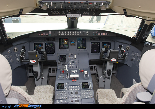 Bombardier Crj 700 C Fevz Aircraft Pictures Photos