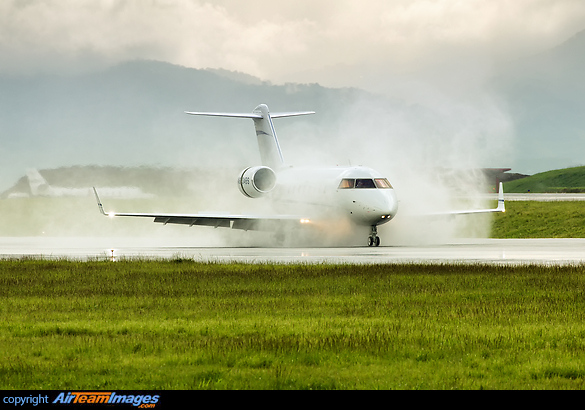 Bombardier Challenger 604 Bombardier Challenger 604