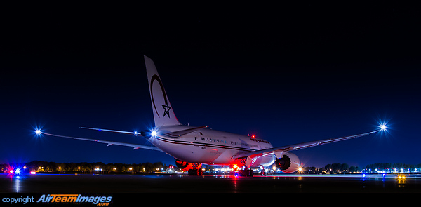 Boeing 787-8 Dreamliner Boeing 787-8 Dreamliner