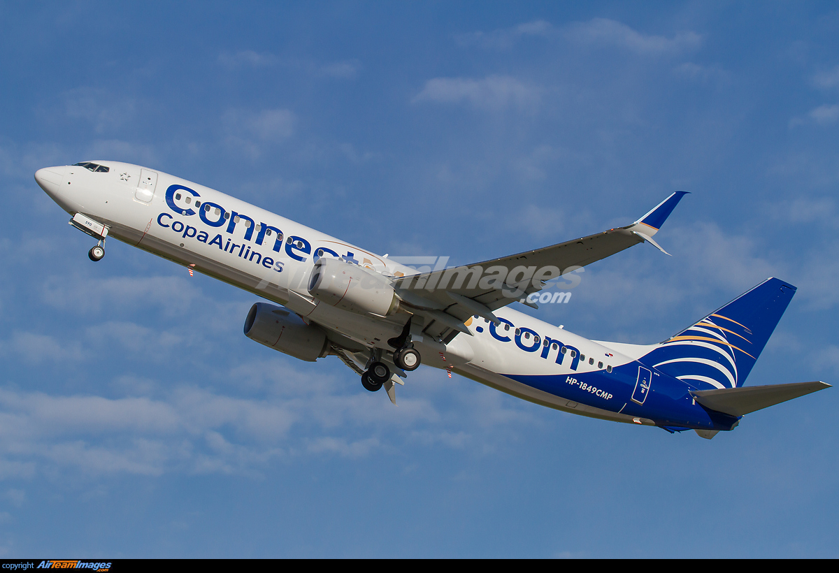Boeing 737 8v3 Hp 1849cmp Aircraft Pictures Photos Airteamimages Com