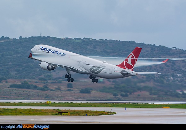 Airbus A330-303