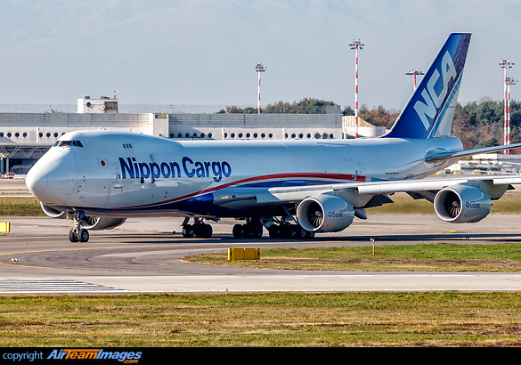 Boeing 747-8KZF/SCD Boeing 747-8KZF/SCD