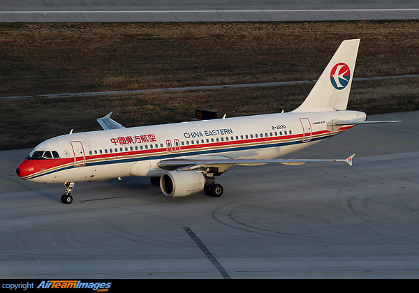 Airbus A320-232 Airbus A320-232